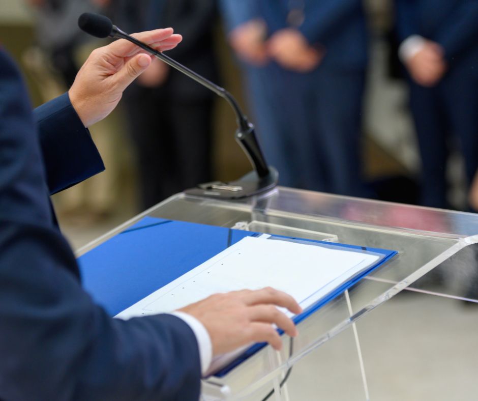 A Ospedaletti riparte il lavaggio stradale: divieti all’alba